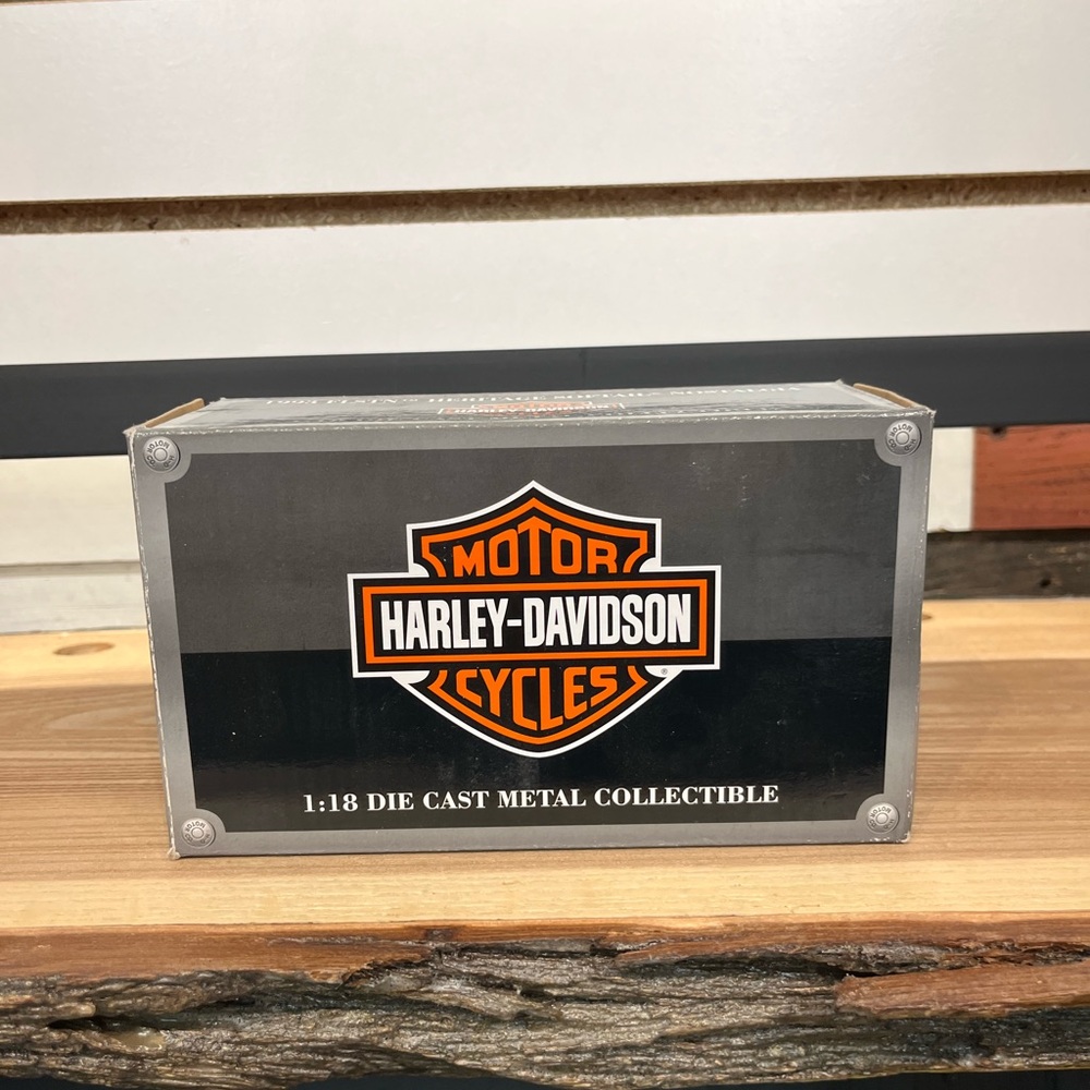 Harley Davidson 1993 Heritage Softail collectible - Picture 6 of 6